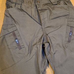 Men's large olive green hiking pants